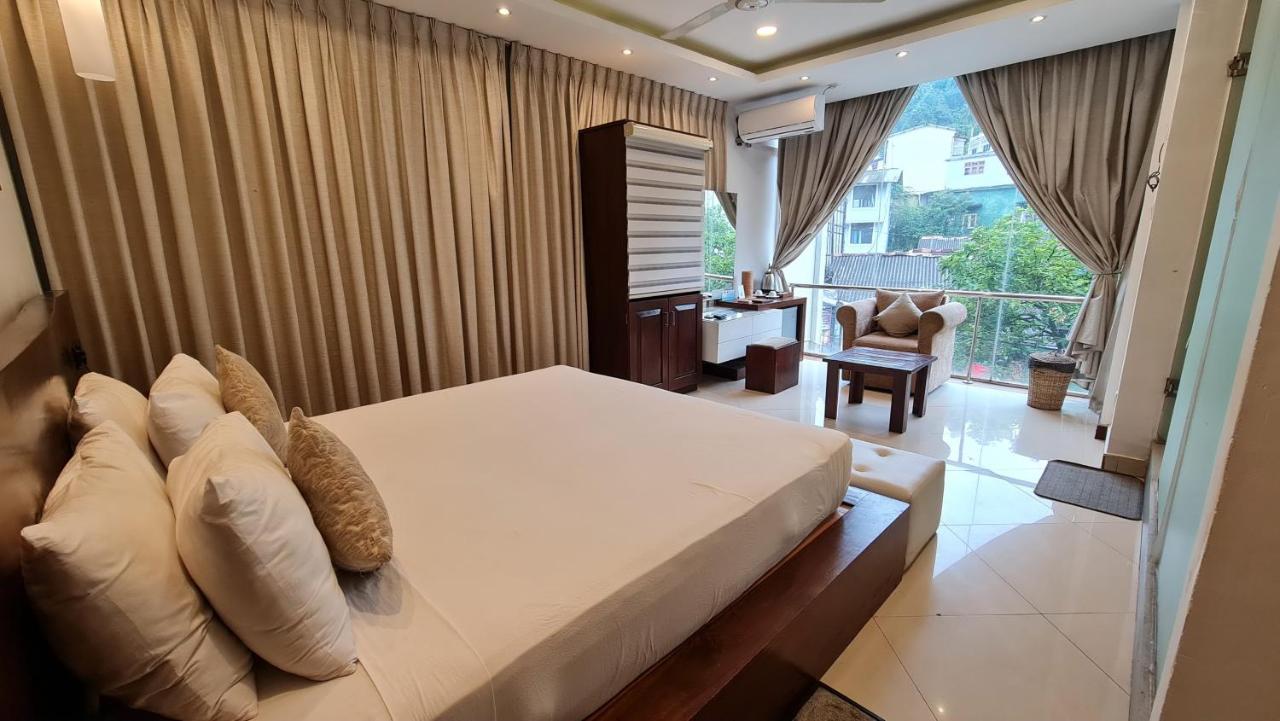 Quick Stop Inn Kandy Bagian luar foto