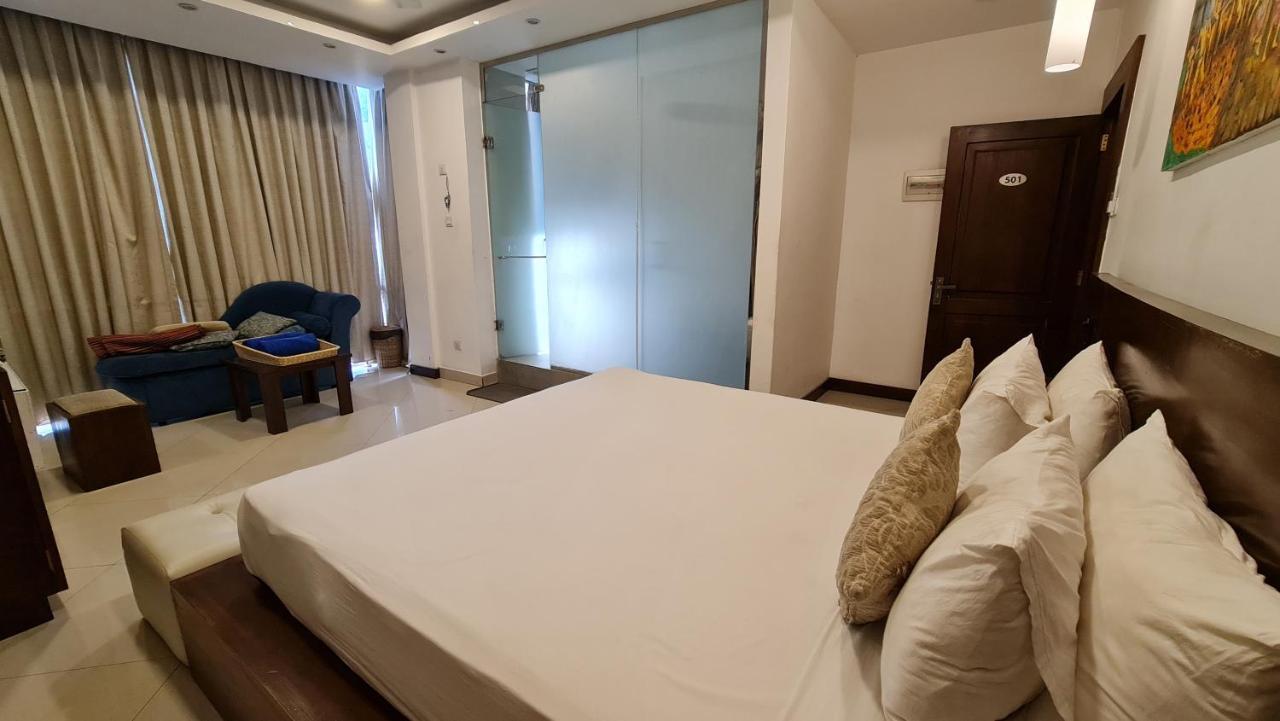 Quick Stop Inn Kandy Bagian luar foto