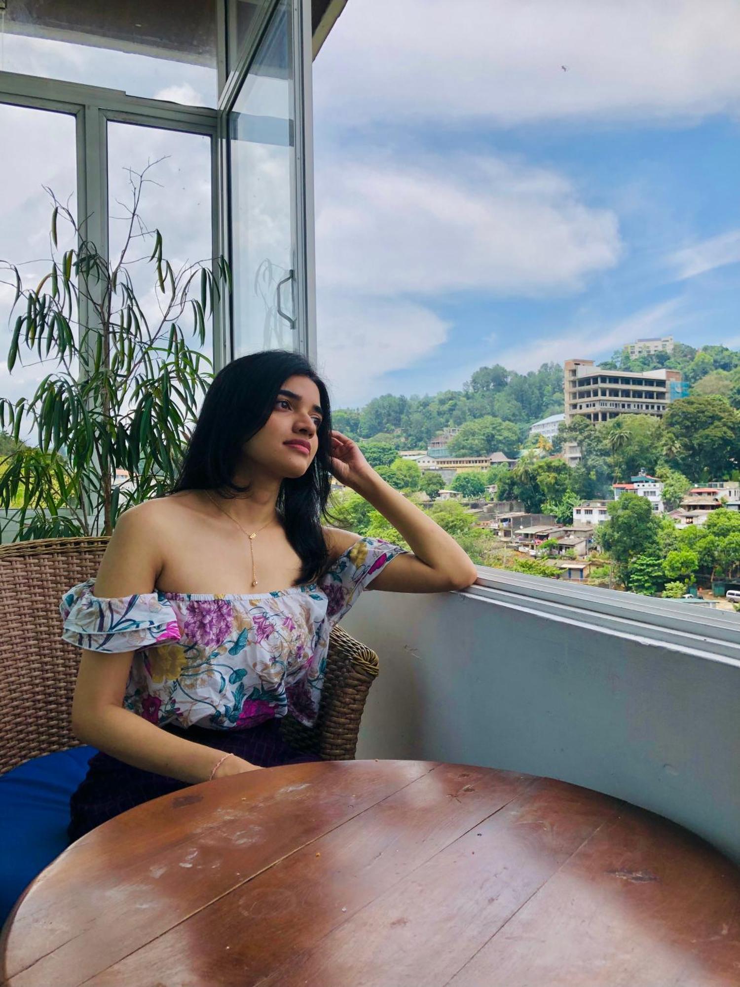 Quick Stop Inn Kandy Bagian luar foto