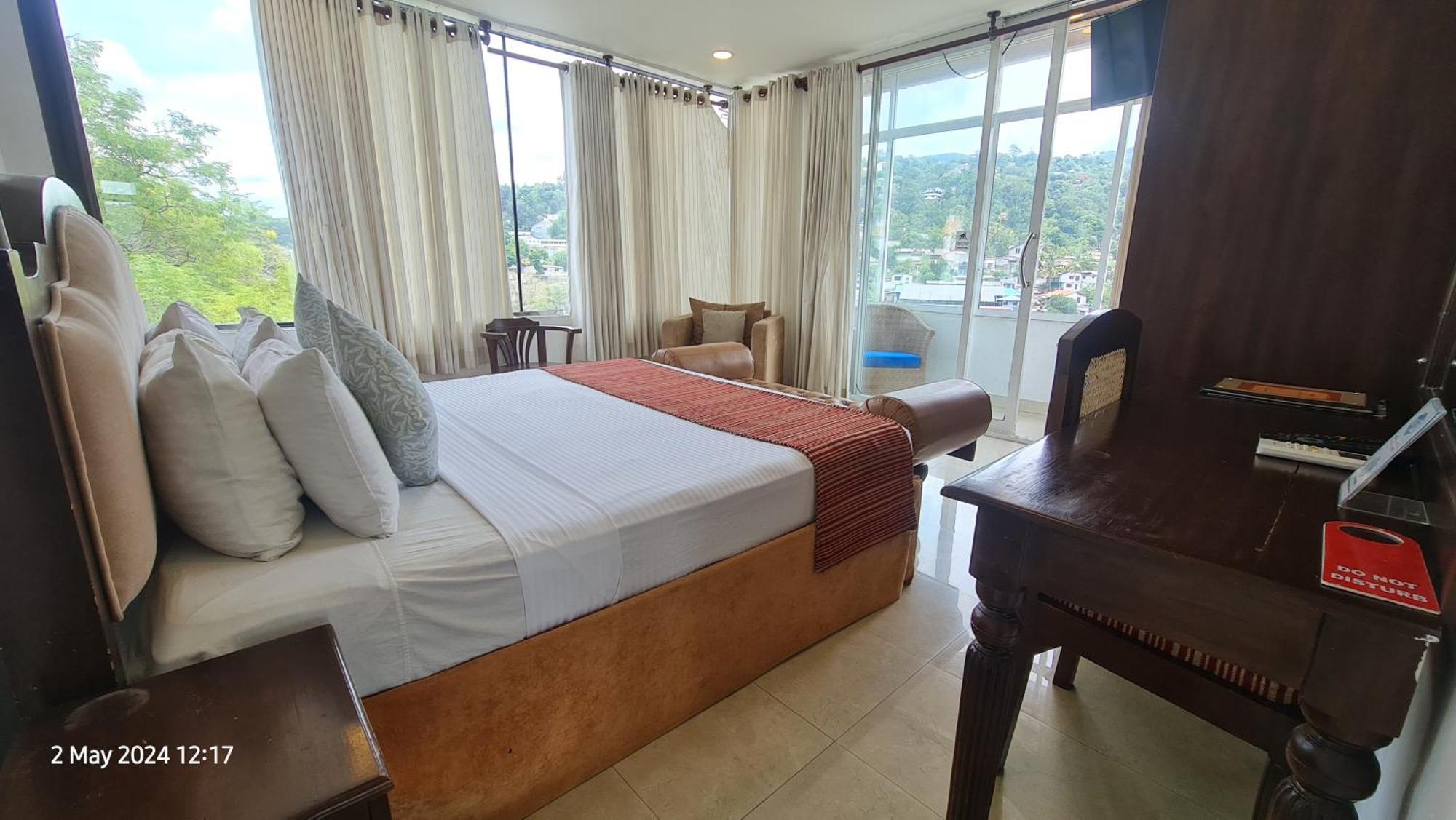 Quick Stop Inn Kandy Bagian luar foto