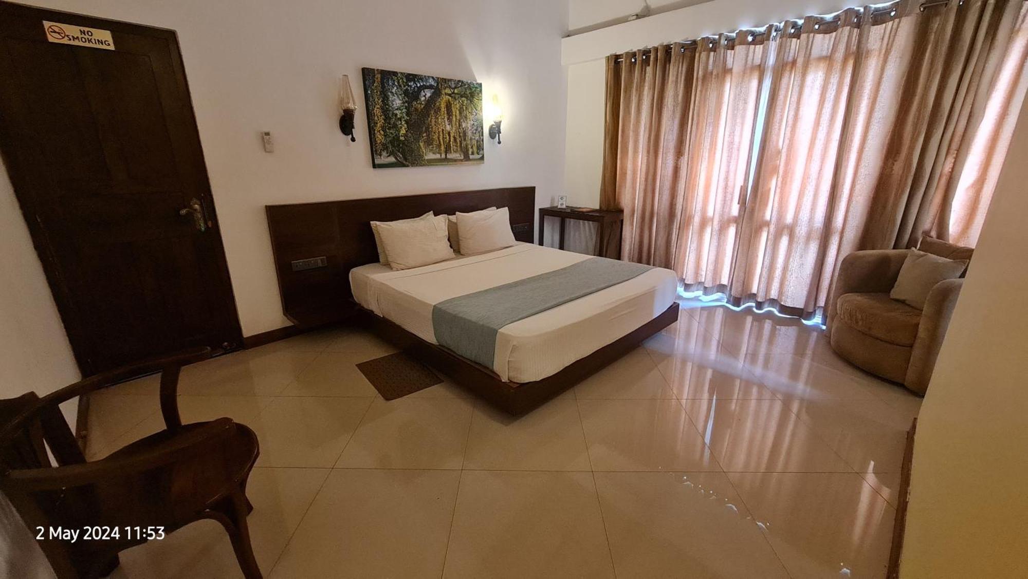 Quick Stop Inn Kandy Bagian luar foto
